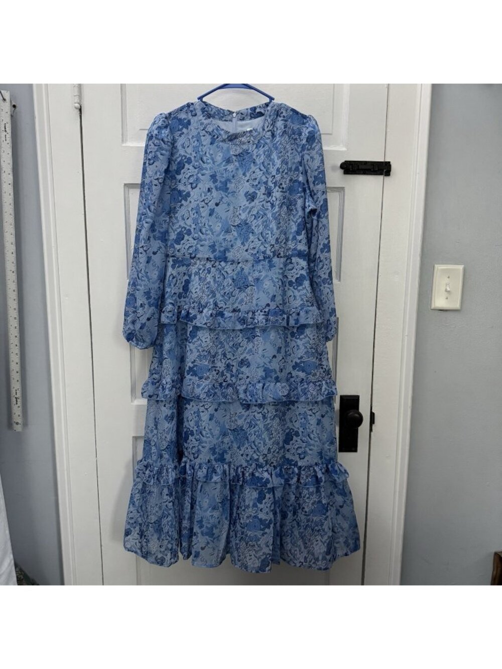 Tuckernuck Hyacinth House Rosalind Blue Floral Ruffle Midi Dress L Long Sleeve